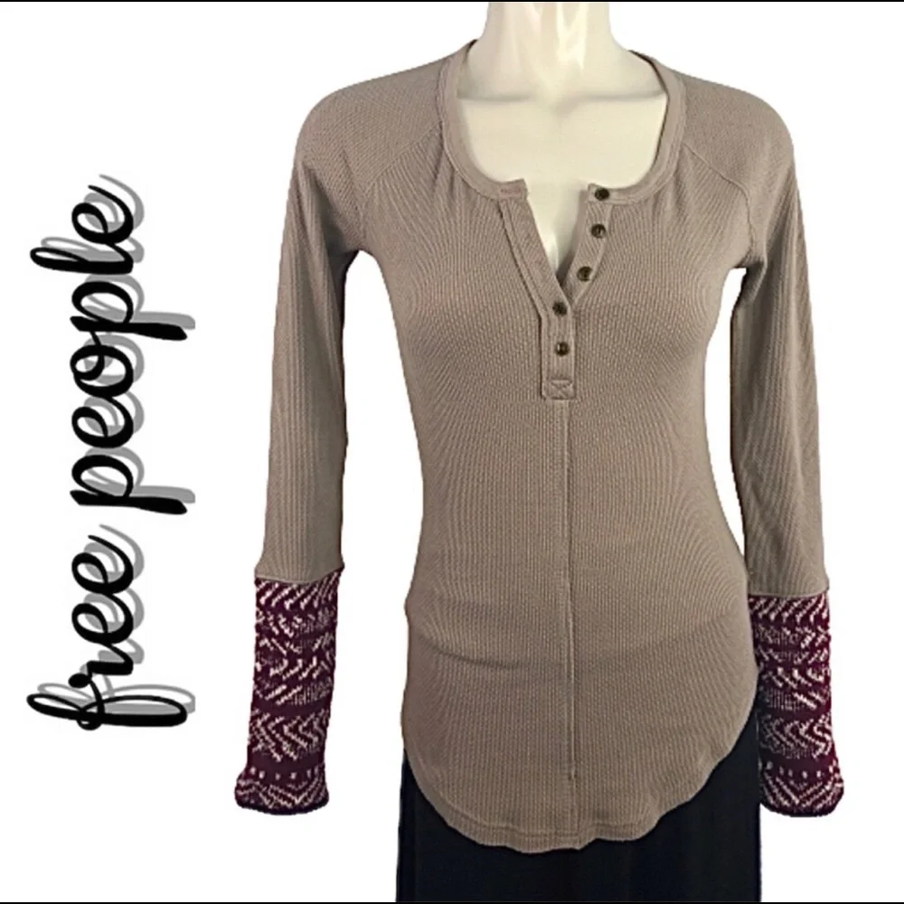 Sold ๐๐FREE PEOPLE Henley long sleeve V-Neck stone top S - Picture 1 of 13